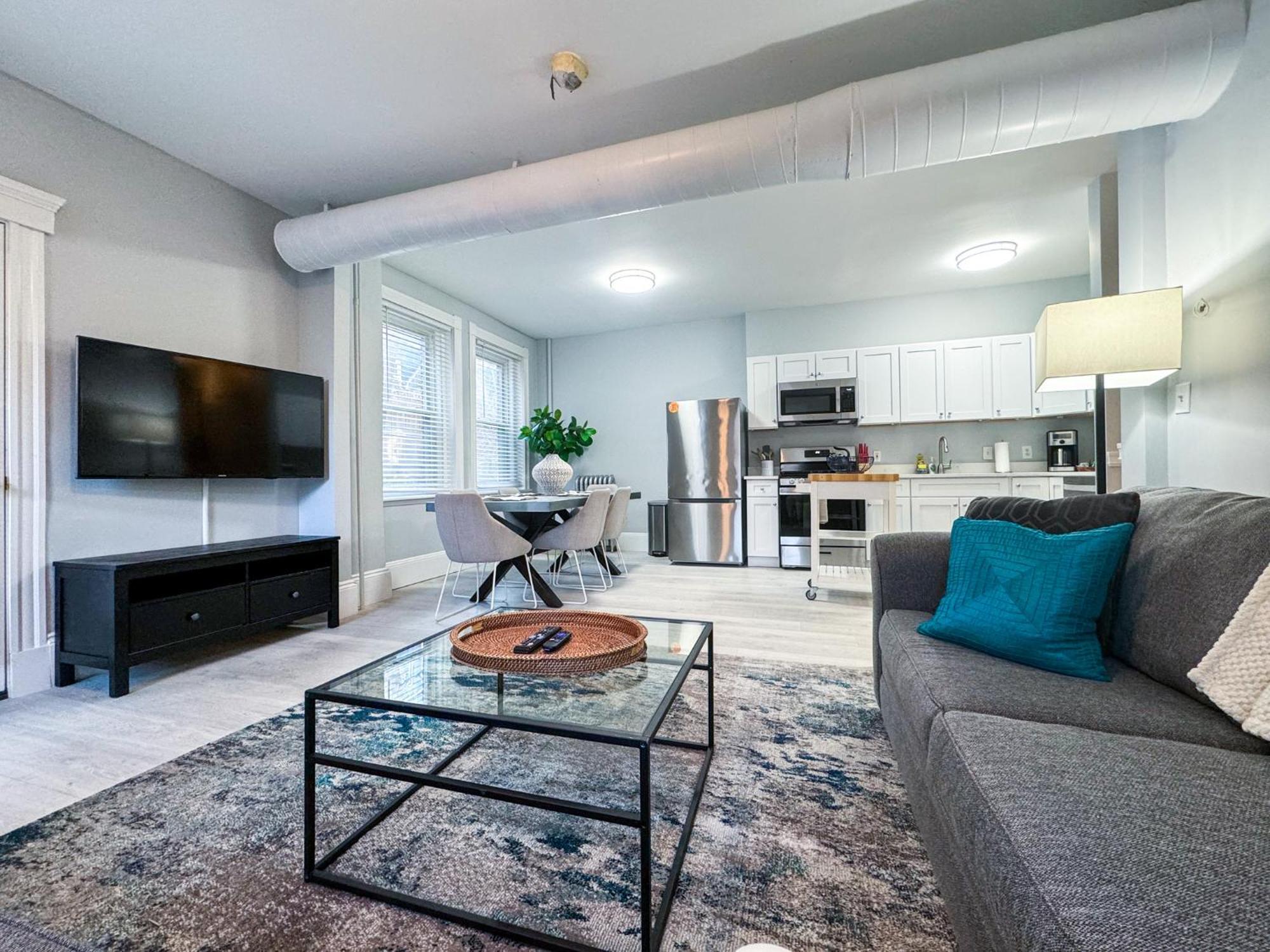 Huge,3 Bed,2Bath,Public Transport,Boston,Sleeps 9 Apartment Brookline Exterior foto
