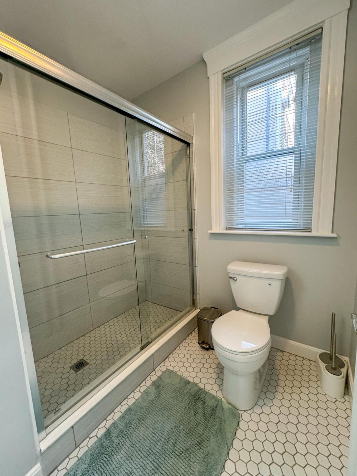 Huge,3 Bed,2Bath,Public Transport,Boston,Sleeps 9 Apartment Brookline Exterior foto